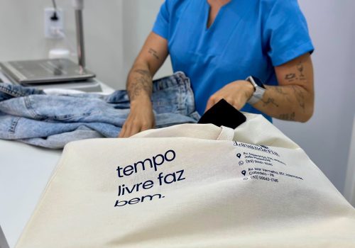 Minha Lavanderia lança campanha de inverno com descontos em roupas de frio e itens escolares